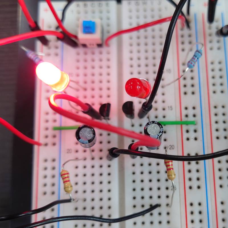 astable-led-02.jpg astable-led-02.jpg