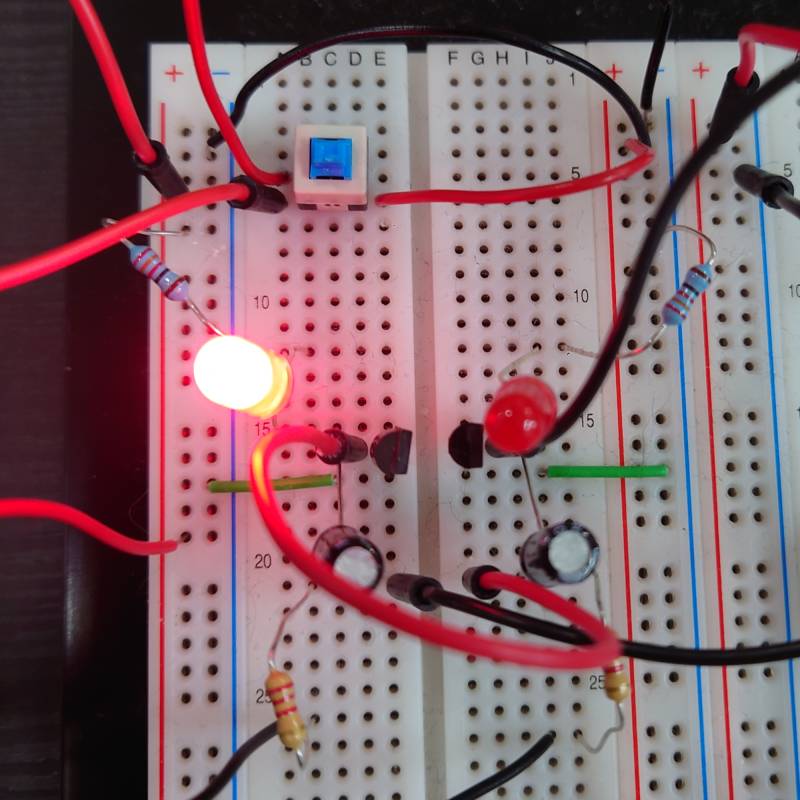 astable-led-03.jpg astable-led-03.jpg