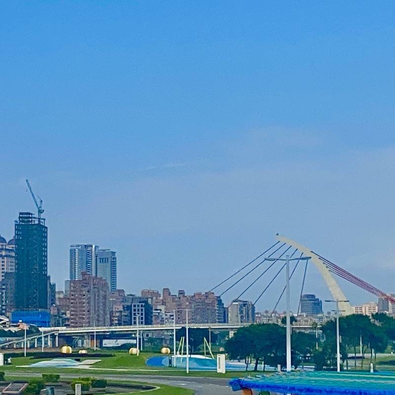 zoey-landscape-02.jpg zoey-landscape-02.jpg